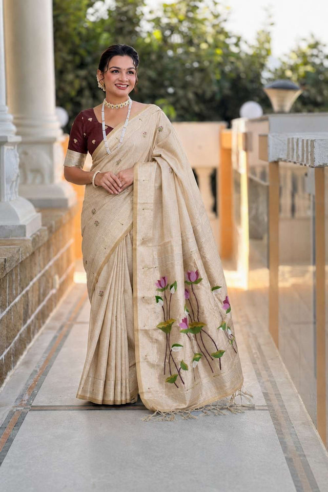 Cream Woven Cotton Blend Saree (ACA8439)