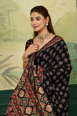 Black Mirror Work with Printed Chinon Saree (ACA8553)