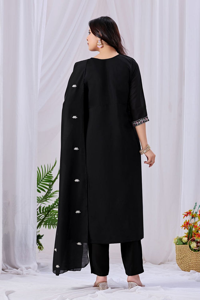 Black Floral Embroidered Cotton Kurti Pant Set (ACA8668)