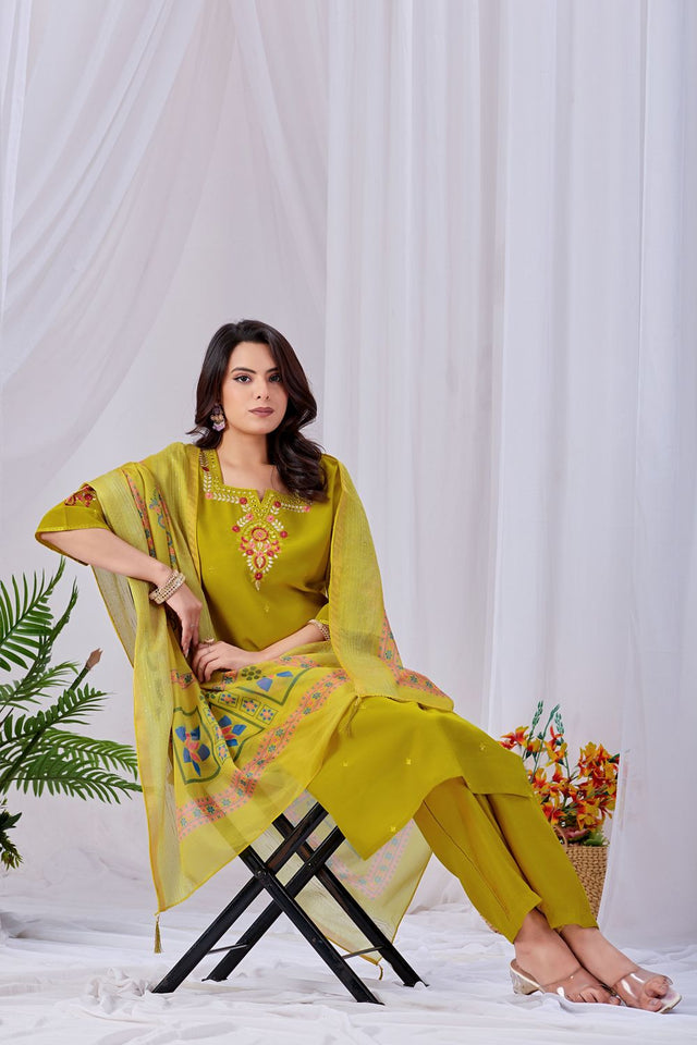 Mustard Floral Embroidered Silk Kurti Pant Set (ACA8670)
