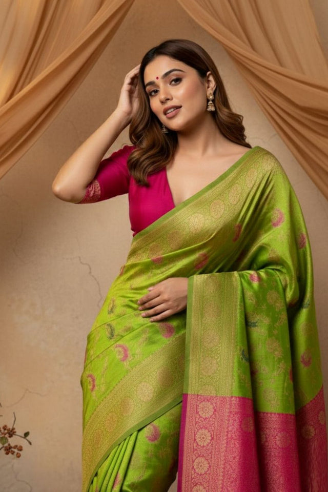 Dark Green Woven Art Silk Saree (ACA8957)