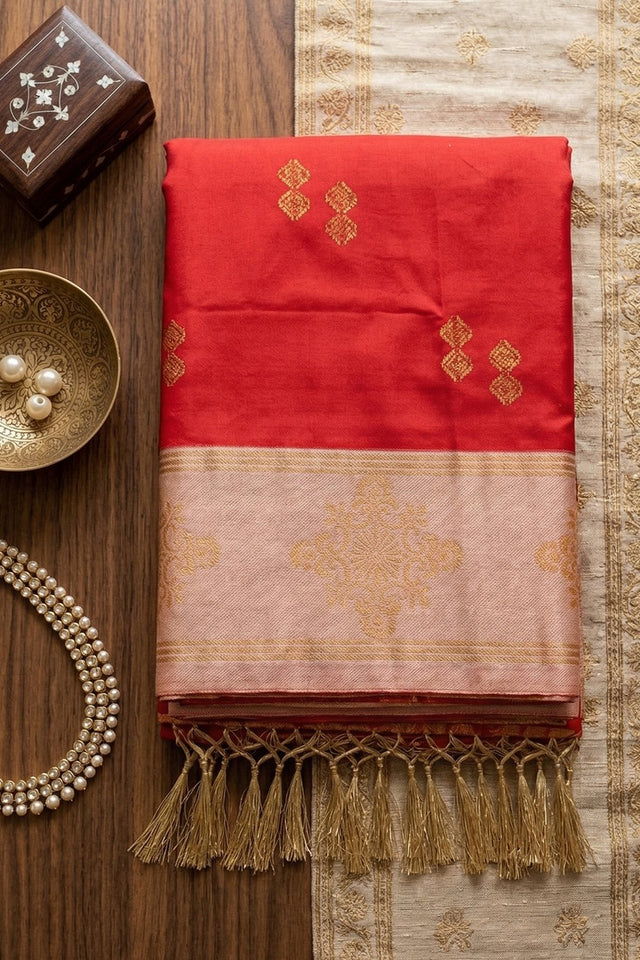 Red Woven Soft Silk Saree (ACA9120)