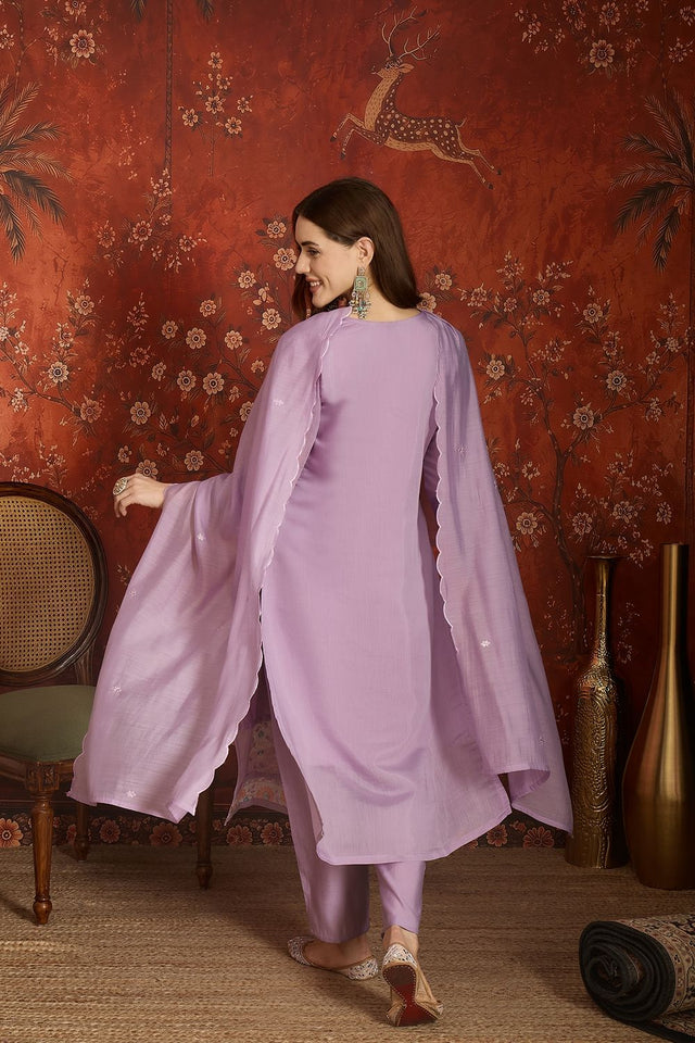 Lavender Floral Embroidered Chanderi Kurti Pant Set (ACA9379)