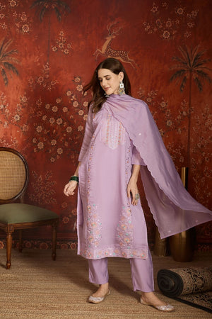 Lavender Floral Embroidered Chanderi Kurti Pant Set (ACA9379)