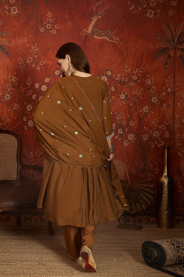 Brown Floral Embroidered Chanderi Kurti Pant Set (ACA9381)