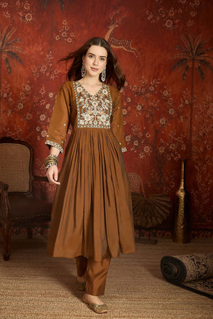 Brown Floral Embroidered Chanderi Kurti Pant Set (ACA9381)
