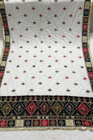 White Printed Cotton Dupatta (ACA9525)