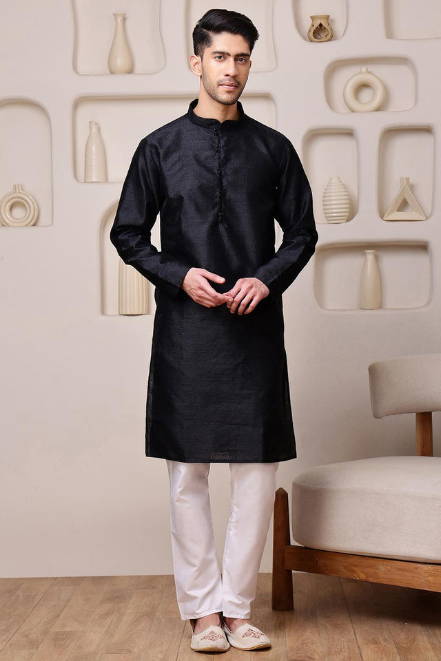 Mens Black Woven Silk Blend Kurta Set (ACA9711)