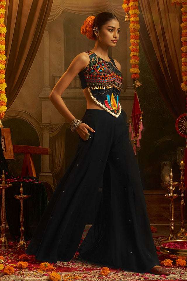 Black Embroidered Georgette Palazzo Suit (ACB1105)