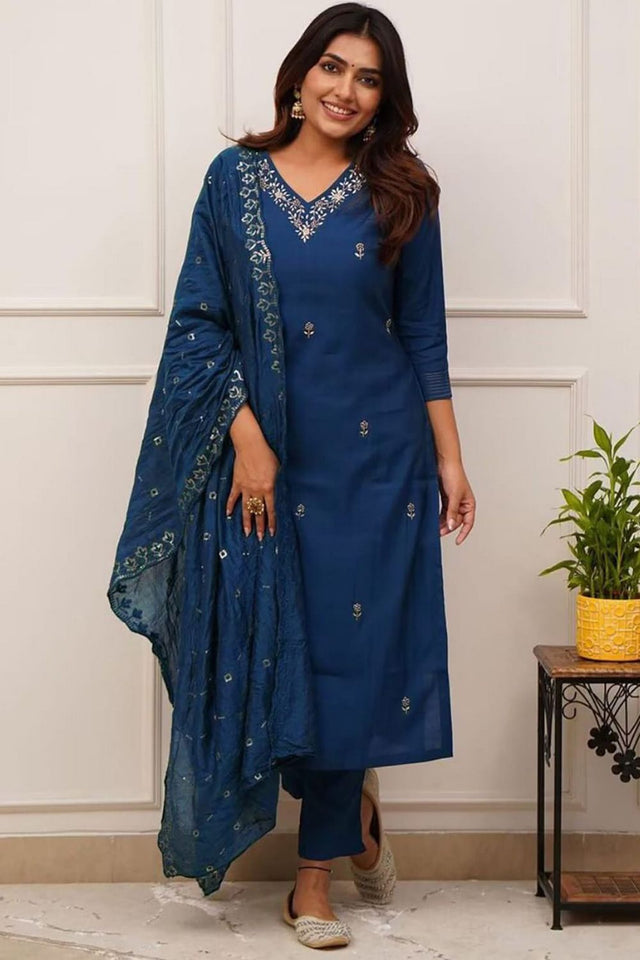Blue Floral Embroidered Silk Kurti Pant Set (ACB1153)