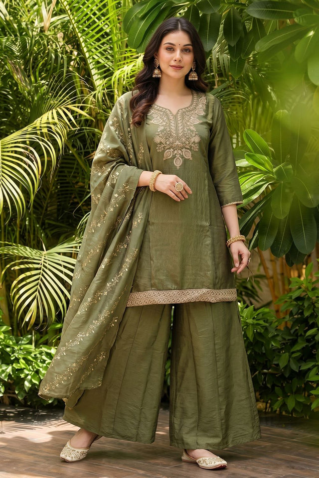 Mehendi Floral Embroidered Silk Palazzo Suit (ACB1364)
