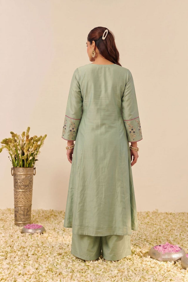 Green Floral Embroidered Silk Palazzo Suit (ACB1370)