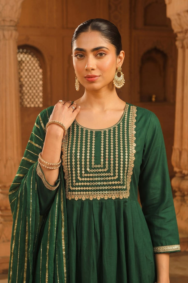 Green Floral Embroidered Silk Anarkali Suit (ACB1419)