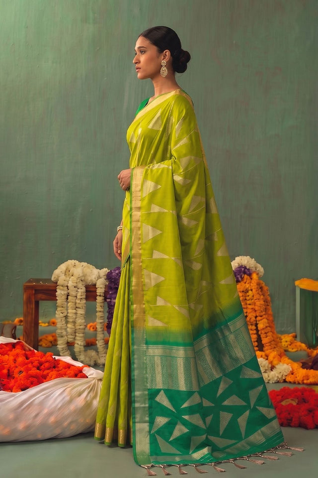 Olive Green Woven Silk Saree (ACB1650)