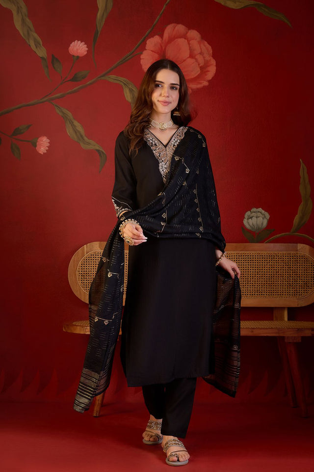 Black Beads Embossed Silk Straight Cut Suit (ACB1912)