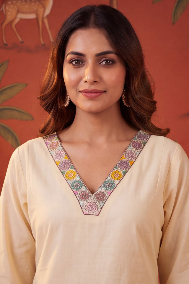 Peach Floral Embroidered Cotton Kurti Pant Set (ACB2235)