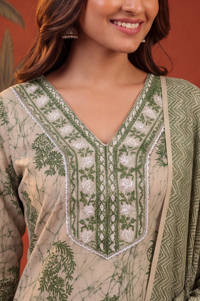 Green Printed Cotton Kurti Pant Set (ACB2238)