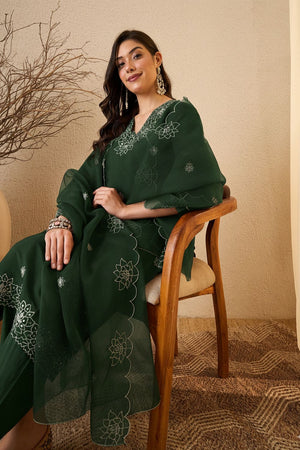 Green Floral Embroidered Silk Blend Kurti Pant Set (ACB2261)