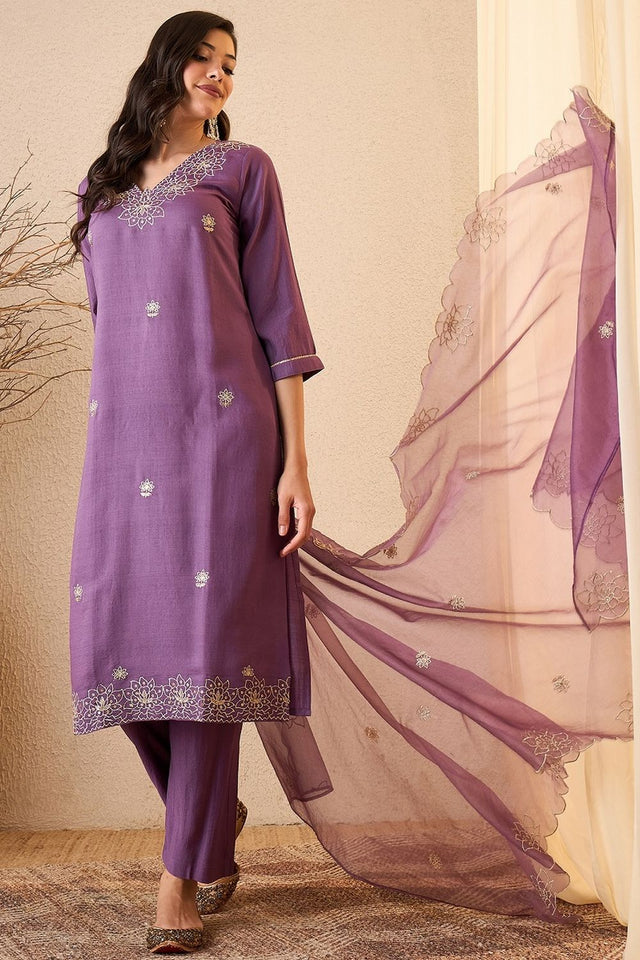 Purple Floral Embroidered Silk Blend Kurti Pant Set (ACB2263)