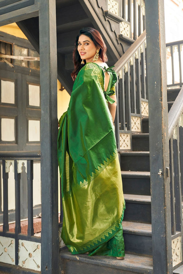 Green Gold Zari Woven Banarasi Silk Saree (ACB2277)