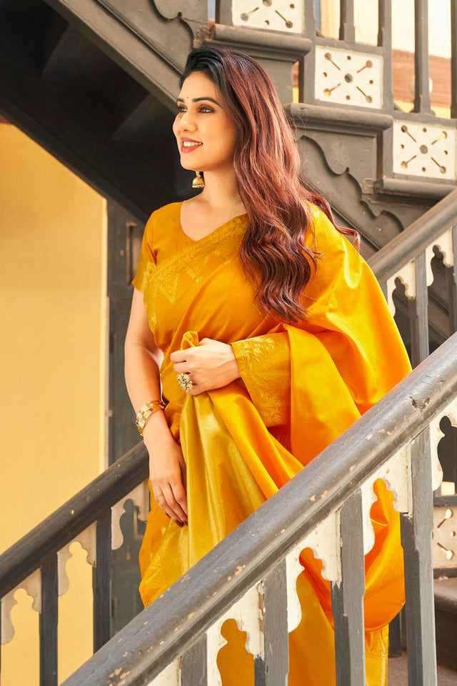 Yellow Gold Zari Woven Banarasi Silk Saree (ACB2280)