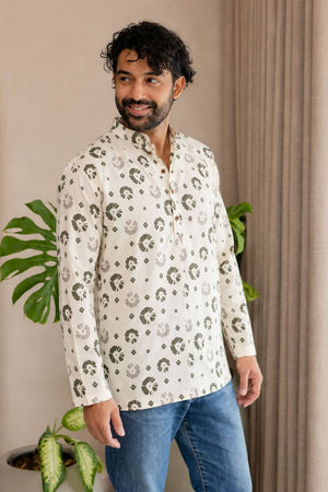 Mens Off White Printed Linen Short Kurta (ACB2373)