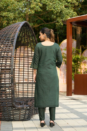 Green Embroidered Silk Kurti Pant Set (ACB2517)