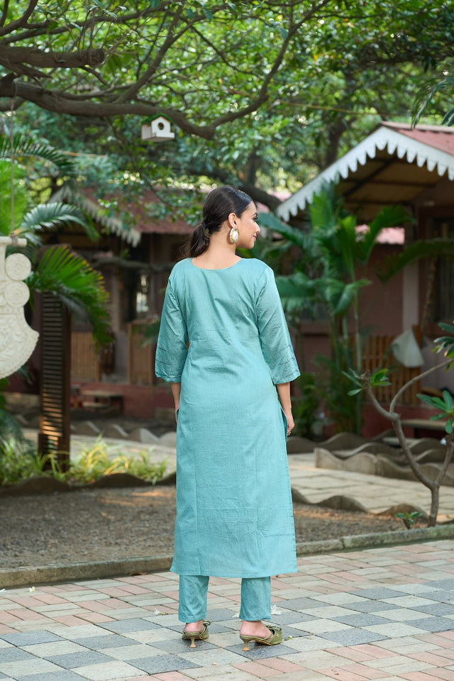 Turquoise Embroidered Silk Kurti Pant Set (ACB2518)