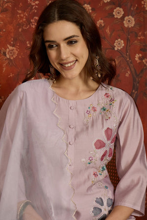 Mauve Floral Embroidered Silk Kurti Pant Set (ACB2673)