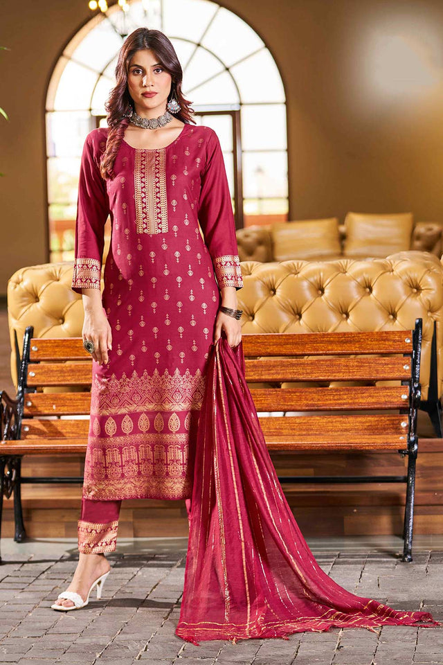 Maroon Rayon Printed Kurti Pant Set (ACW7773)
