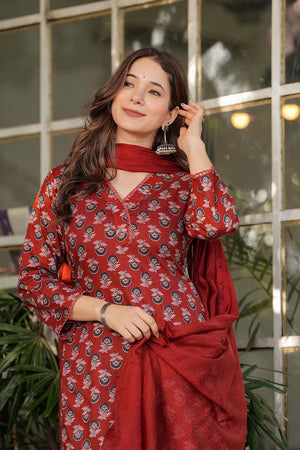 Red Floral Printed Cotton Straight Cut Suit Set
