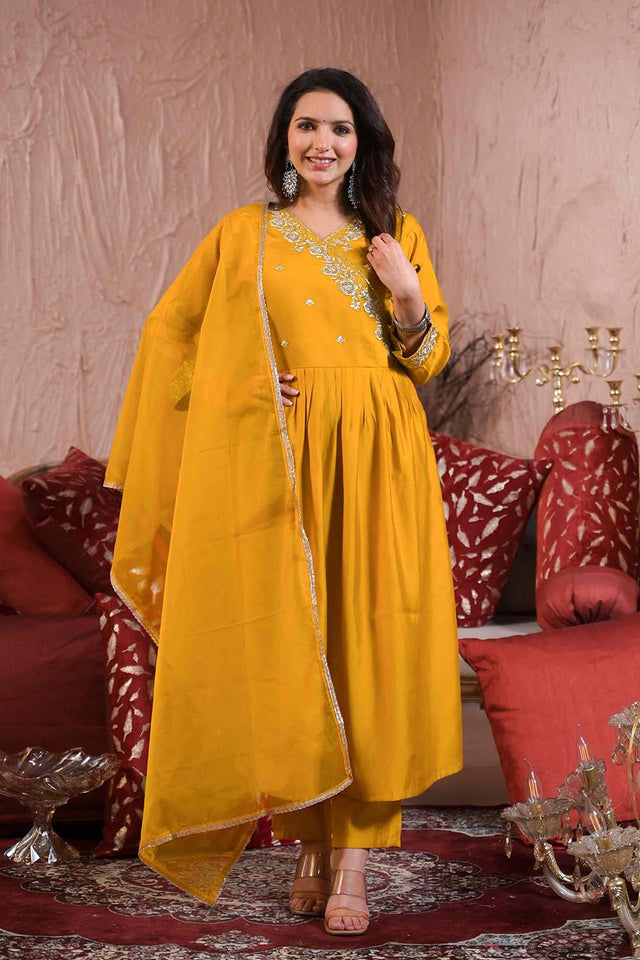 Yellow Embroidered Chanderi Anarkali Suit Set (ACZ6387)