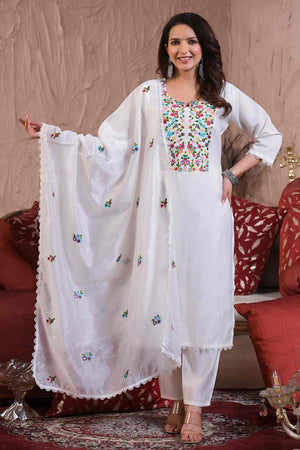 White Embroidered Chanderi Kurti Pant Set (ACZ6395)