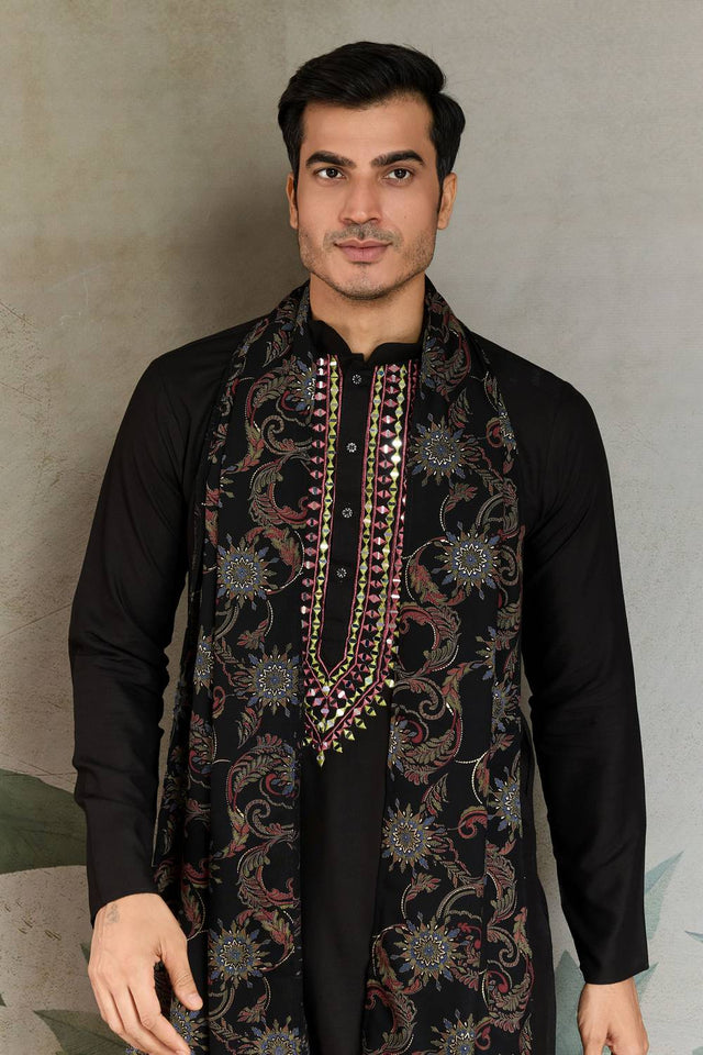 Men's Black Embroidered Viscose Rayon Kurta Sets (ACZ7964)
