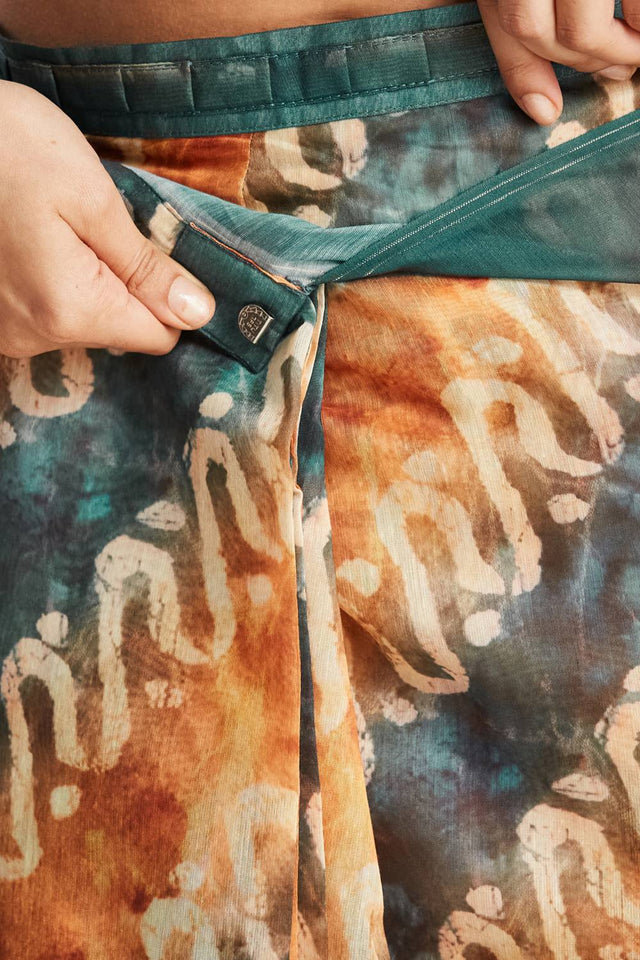 Turquoise Digital Printed Cotton Ready to Wear Saree