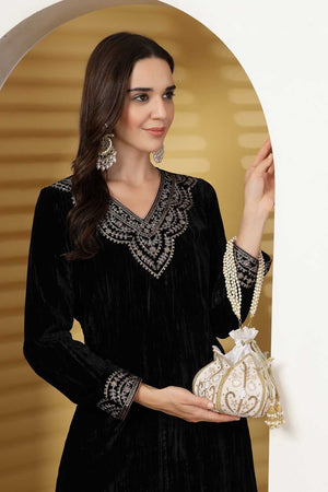 White Embellished Velvet Potli