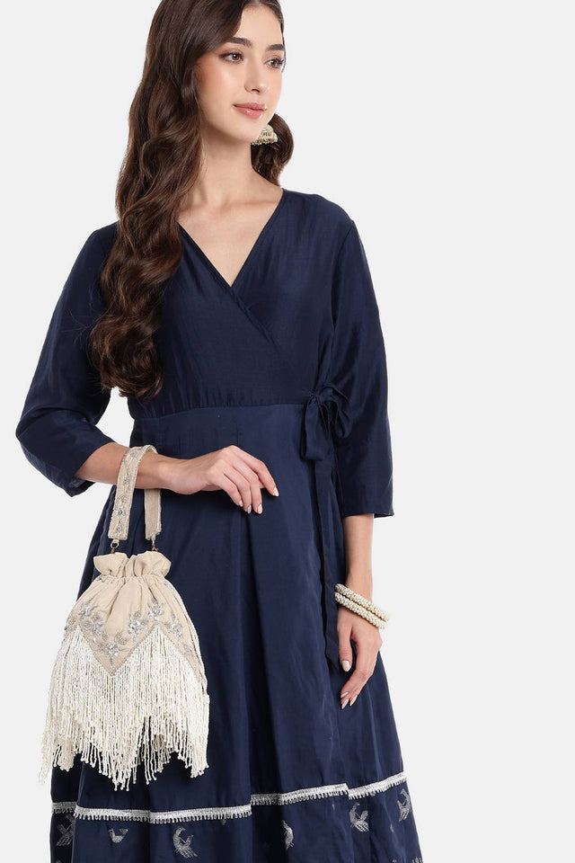 Cream Floral Zari Embroidered Velvet Potli