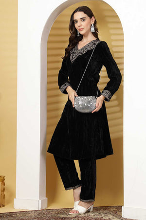 Silver Embellished Metal Clutch