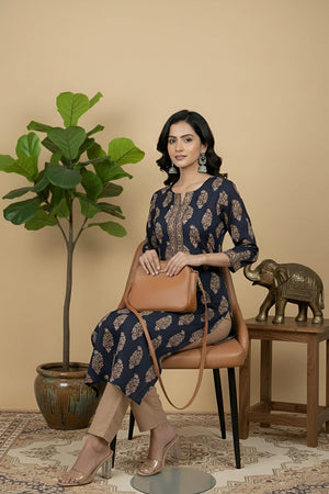 Navy Blue Printed Cotton Kurti (AM-BER3308)