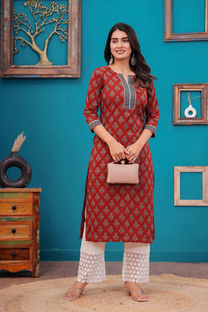 Maroon Floral Printed Cotton Kurti (AM-BER3486)