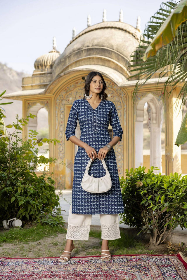 Blue Floral Printed Cotton Kurti (AM-BER3759)