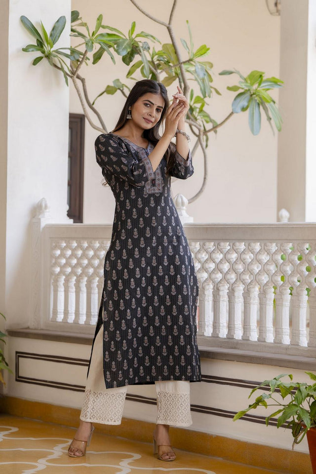 Black Floral Printed Cotton Kurti (AM-BER3784)