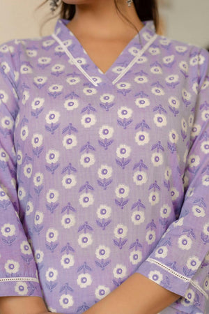 Violet Floral Printed Cotton Kurti (AM-BER3800)