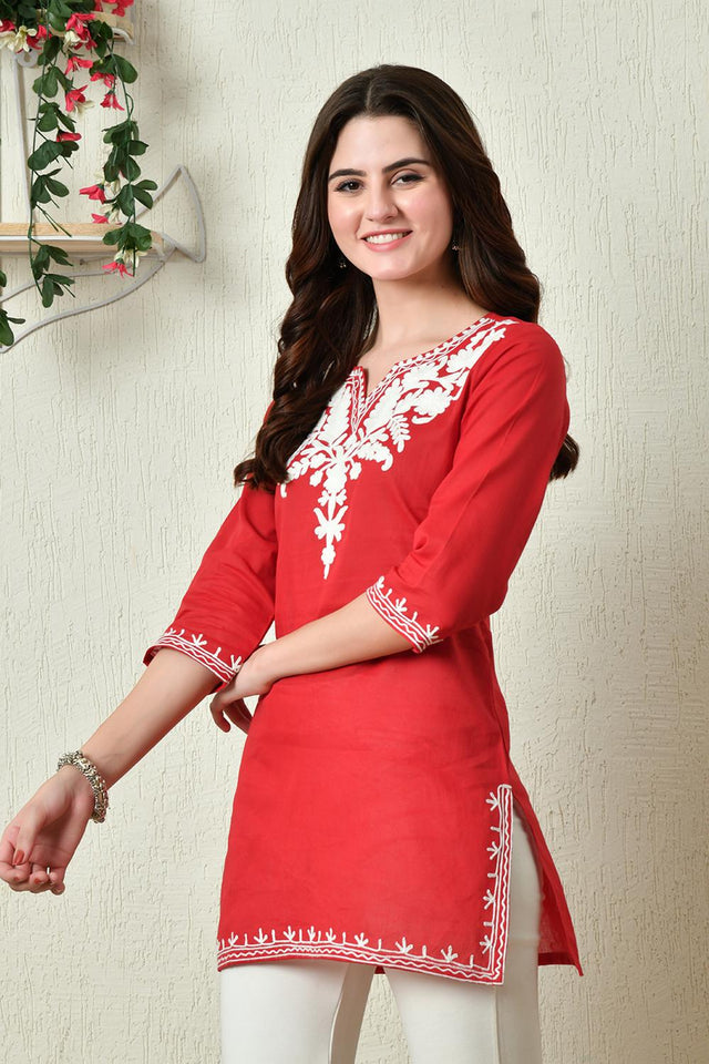 Red Embroidered Cotton Kurti (AM-TO-2960)
