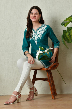 Green Embroidered Cotton Kurti (AM-TO-2963)