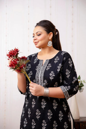 Black Printed Cotton Kurti (AMKD0141-3XL)