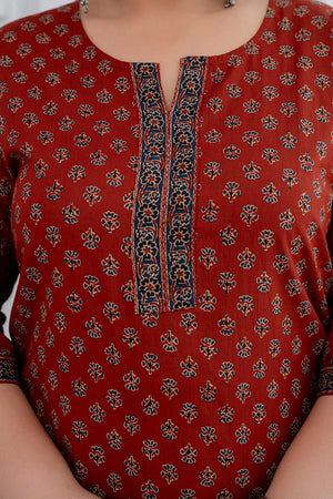Maroon Printed Cotton Kurti (AMKD0149-3XL)