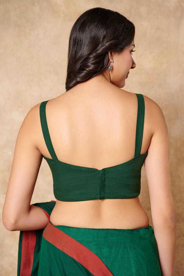 Green Solid Cotton Sweetheart Neck Blouse