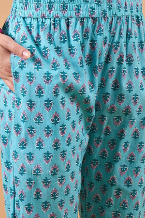 Women's Blue Cotton Printed Kurti Pant Set