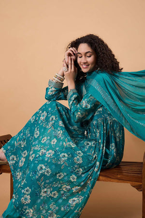 Women's Blue Chinon Printed Kurti Pant Set